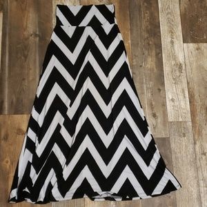 Black and white chevron maxi skirt